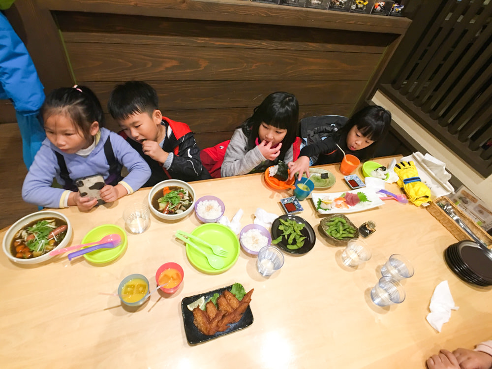 [日本親子滑雪]北海道二世谷Hirafu適合帶小孩晚餐餐廳推薦