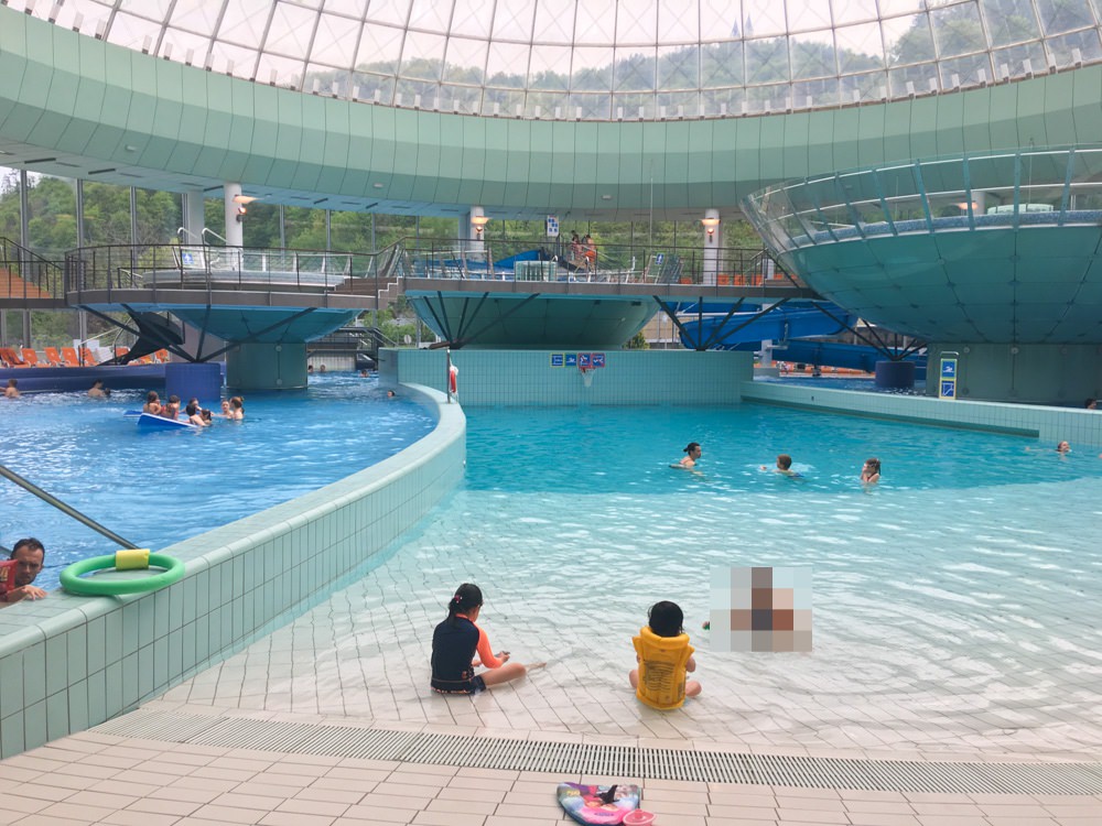 [斯洛維尼亞景點] 帶小孩去Thermana Park Laško室內游泳池 每次去都玩到不想回家