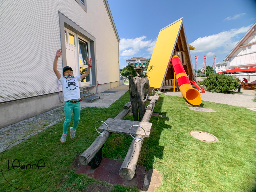 [瑞士親子景點]參觀Appenzeller起士工廠 了解起士製作過程 戶外的兒童遊樂設施讓小孩嗨翻