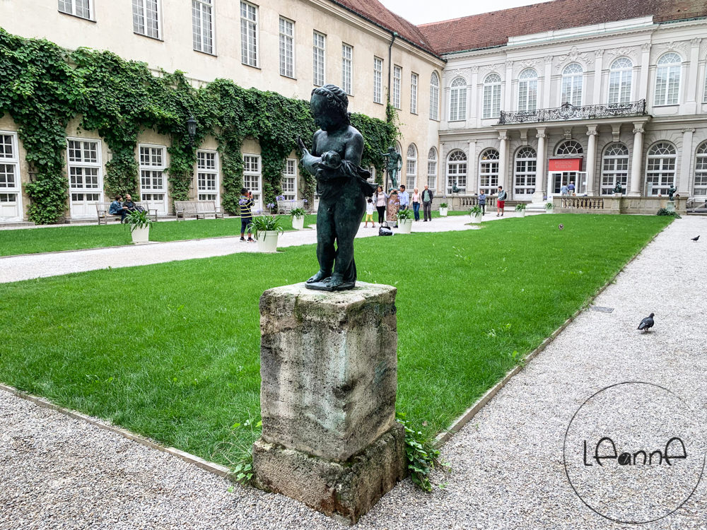 [德國景點]慕尼黑王宮 市區雨天行程 欣賞巴伐利亞輝煌又華麗的歷史遺跡
