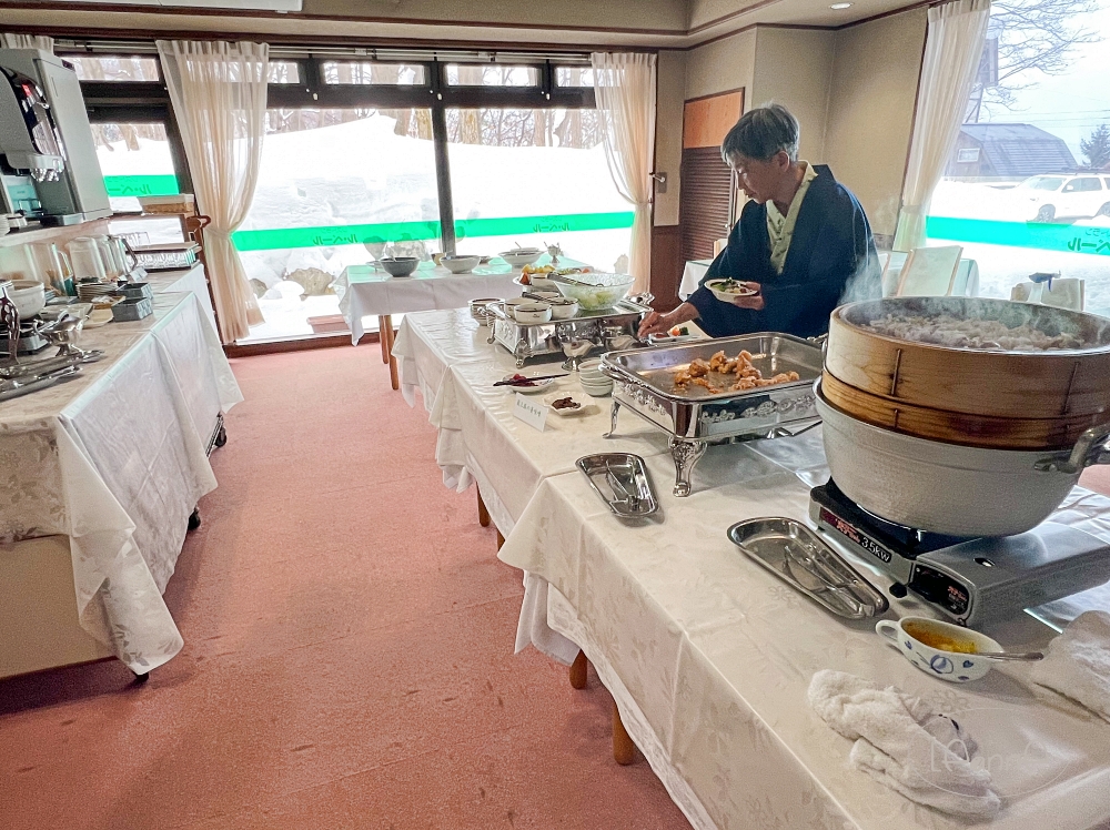 藏王住宿推薦｜勒韋爾酒店 Le Vert Zao 含接駁車 早晚餐 與中文服務 適合進階滑雪者與想看樹冰的人